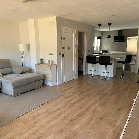 Habitacion Triple En El Centro Con Vistas เดเนีย ภายนอก รูปภาพ