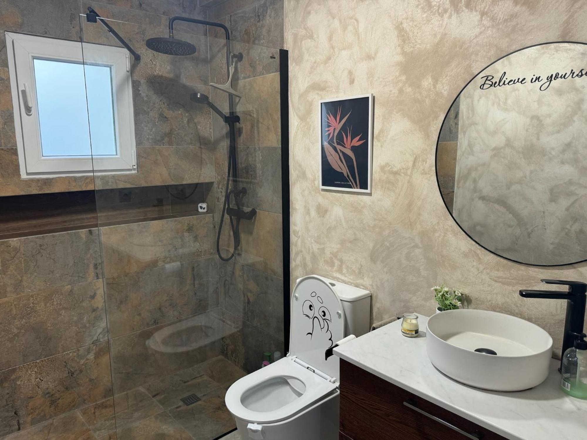 Habitacion Triple En El Centro Con Vistas เดเนีย ภายนอก รูปภาพ